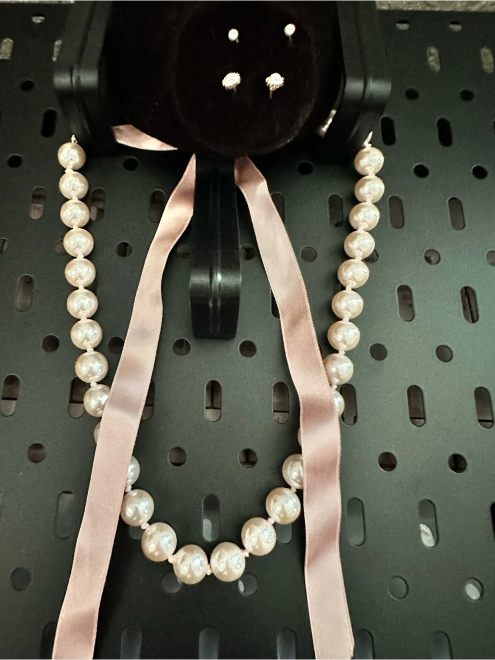 N/A timeless pearl