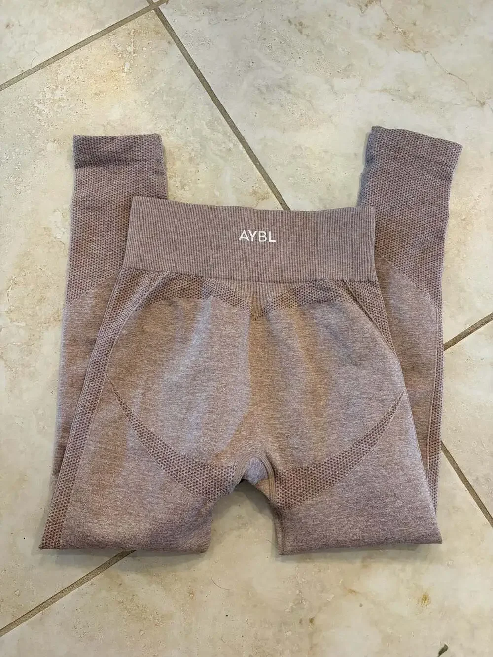 AYBL Seamless High Waisted Leggings in Mocha