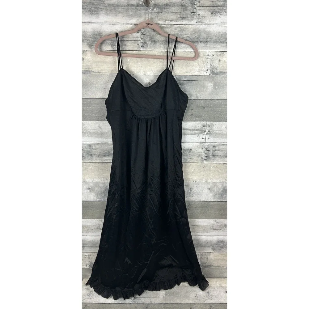 Hollywood Vassarette Women's Black Nightgown 36