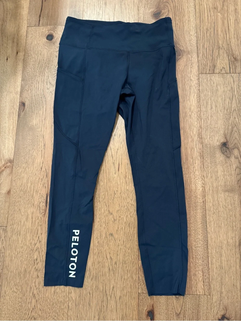 Peloton Lululemon Navy High-Rise Active Leggings with Side Pockets