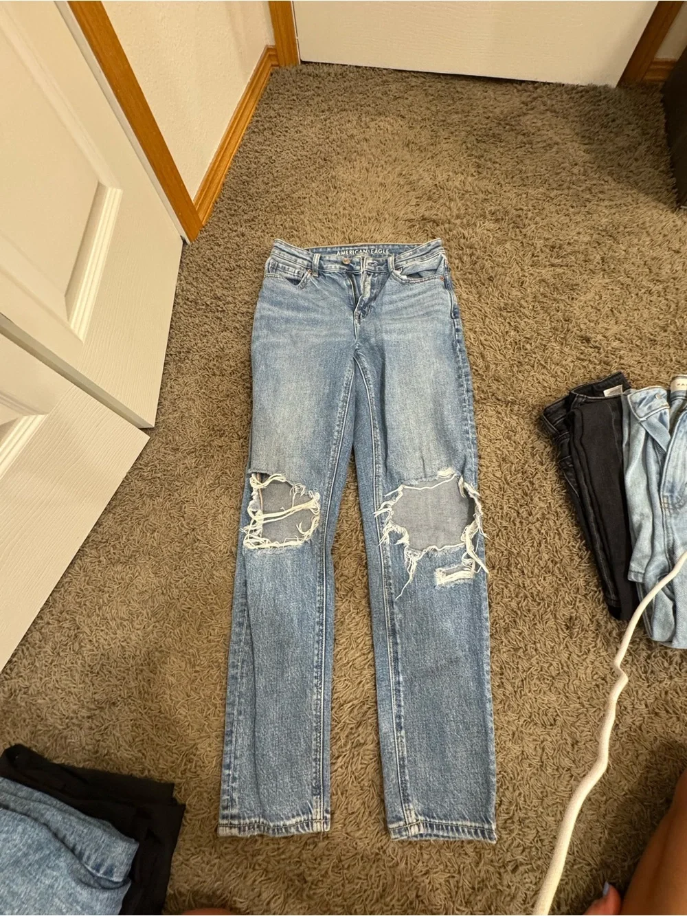 American Eagle Outfitters Light Blue Distressed Straight Leg Jeans