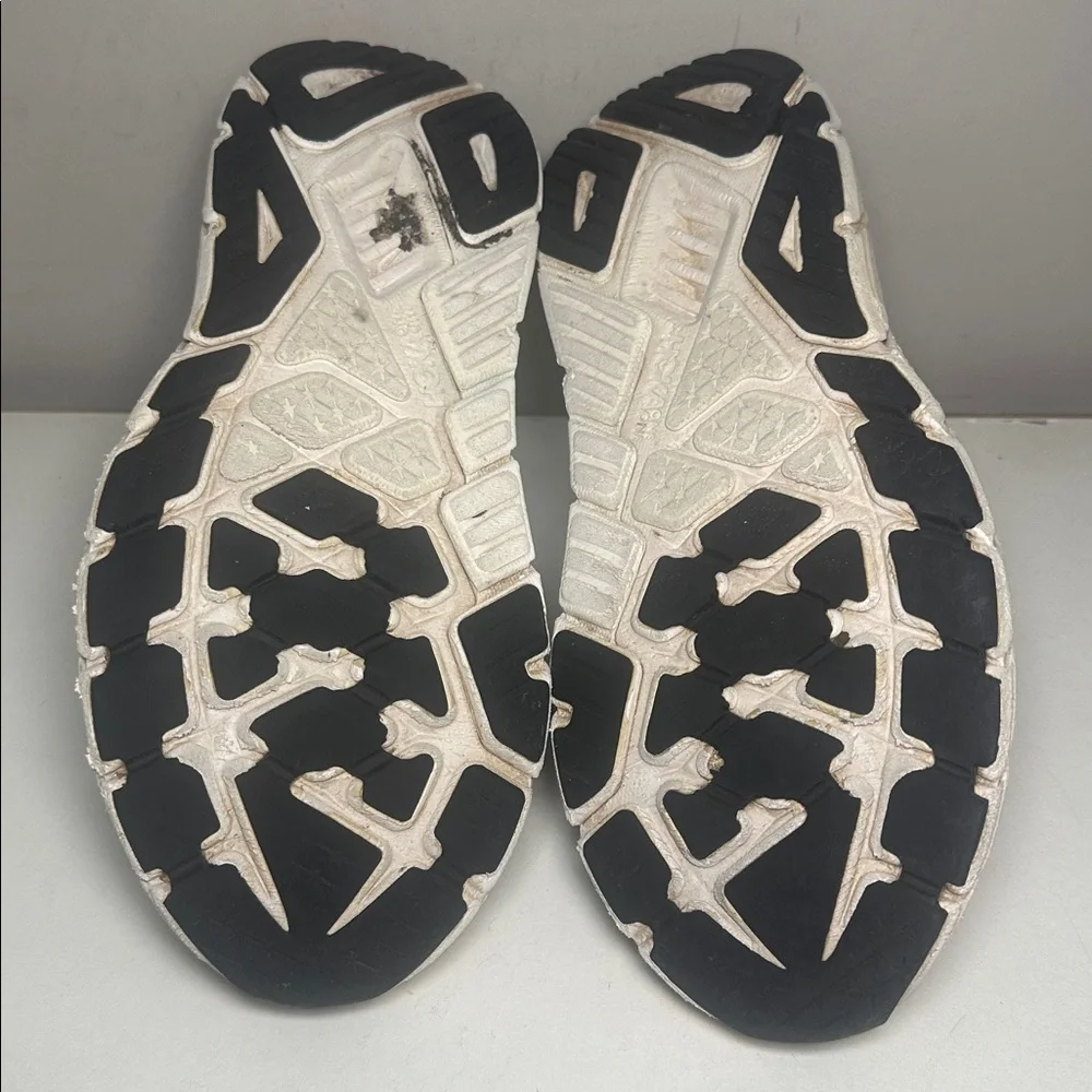 Hoka stylish sneakers