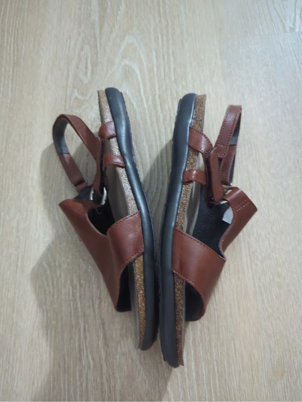 Naot comfortable brown
