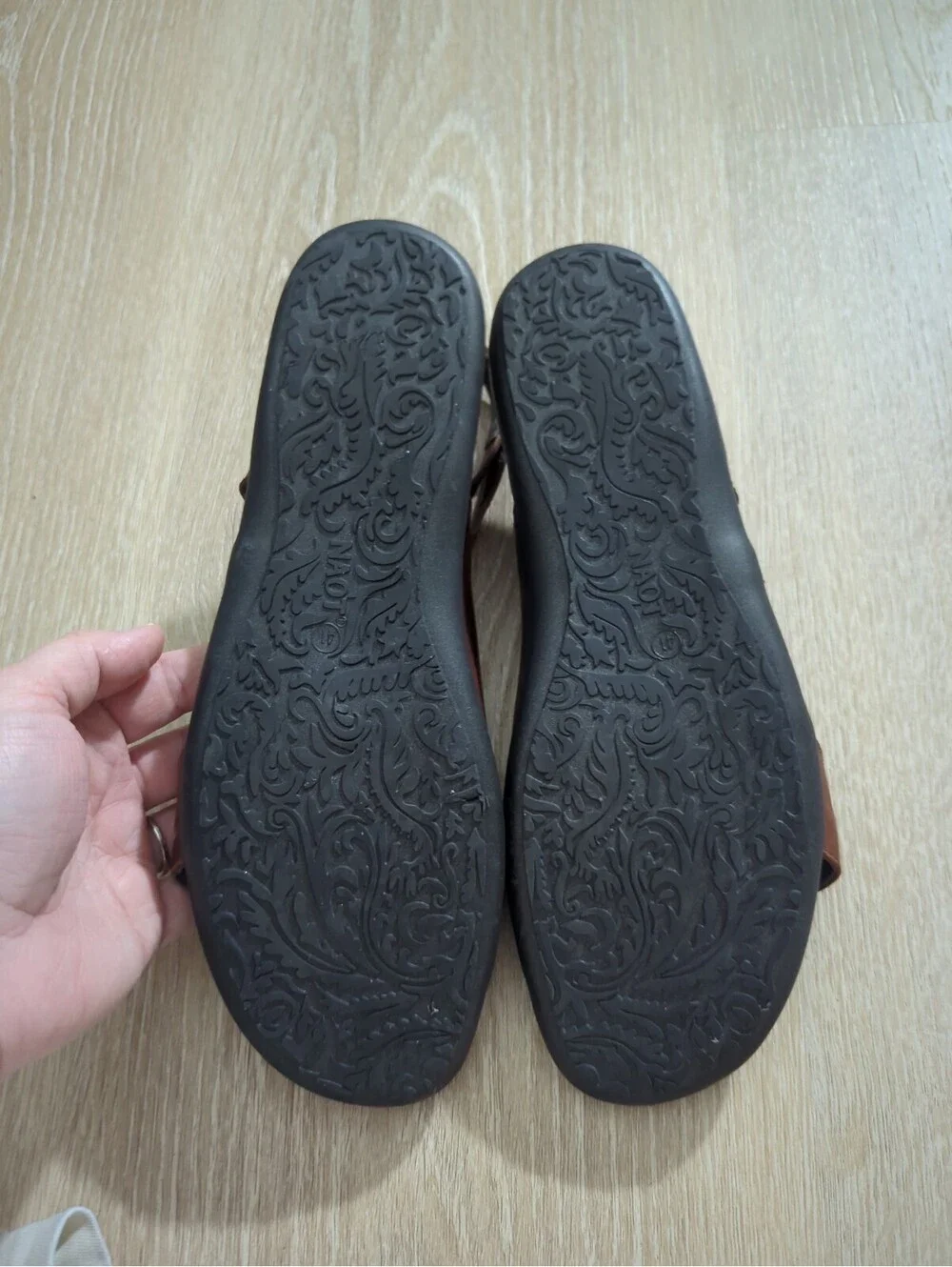 Naot comfortable brown