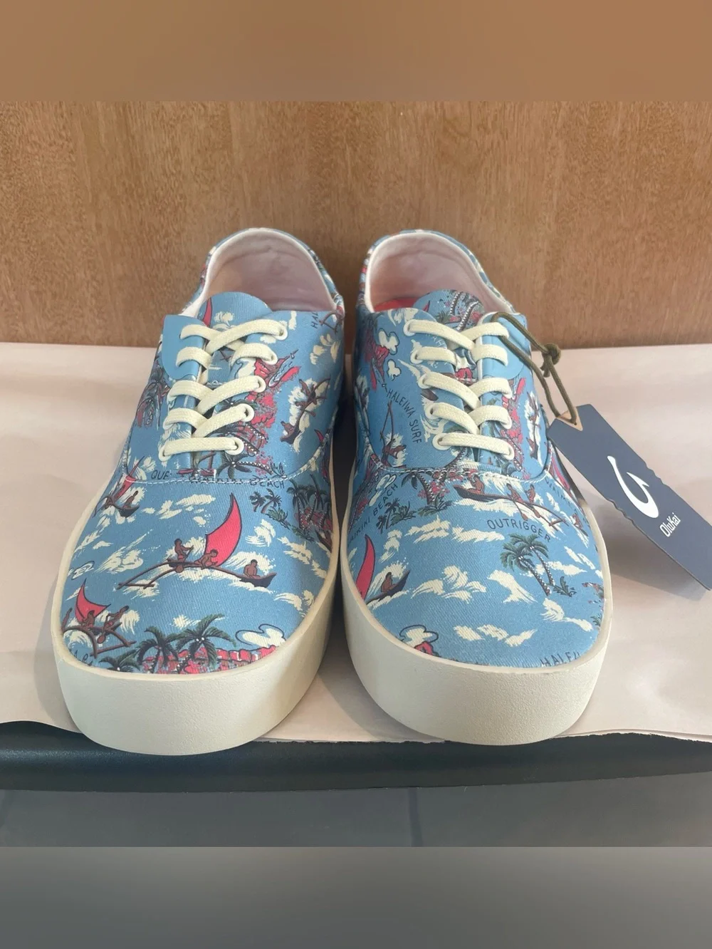 OluKai x Kahala Tradewind Ocean Spray Outrigger Mens US 11.5 Beach Hawaii Shoes