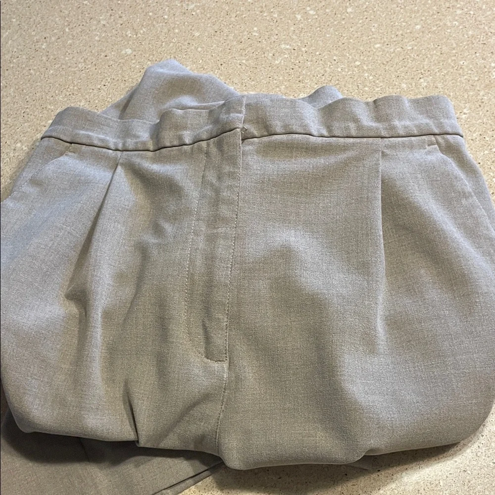 Liz Claiborne classic straight