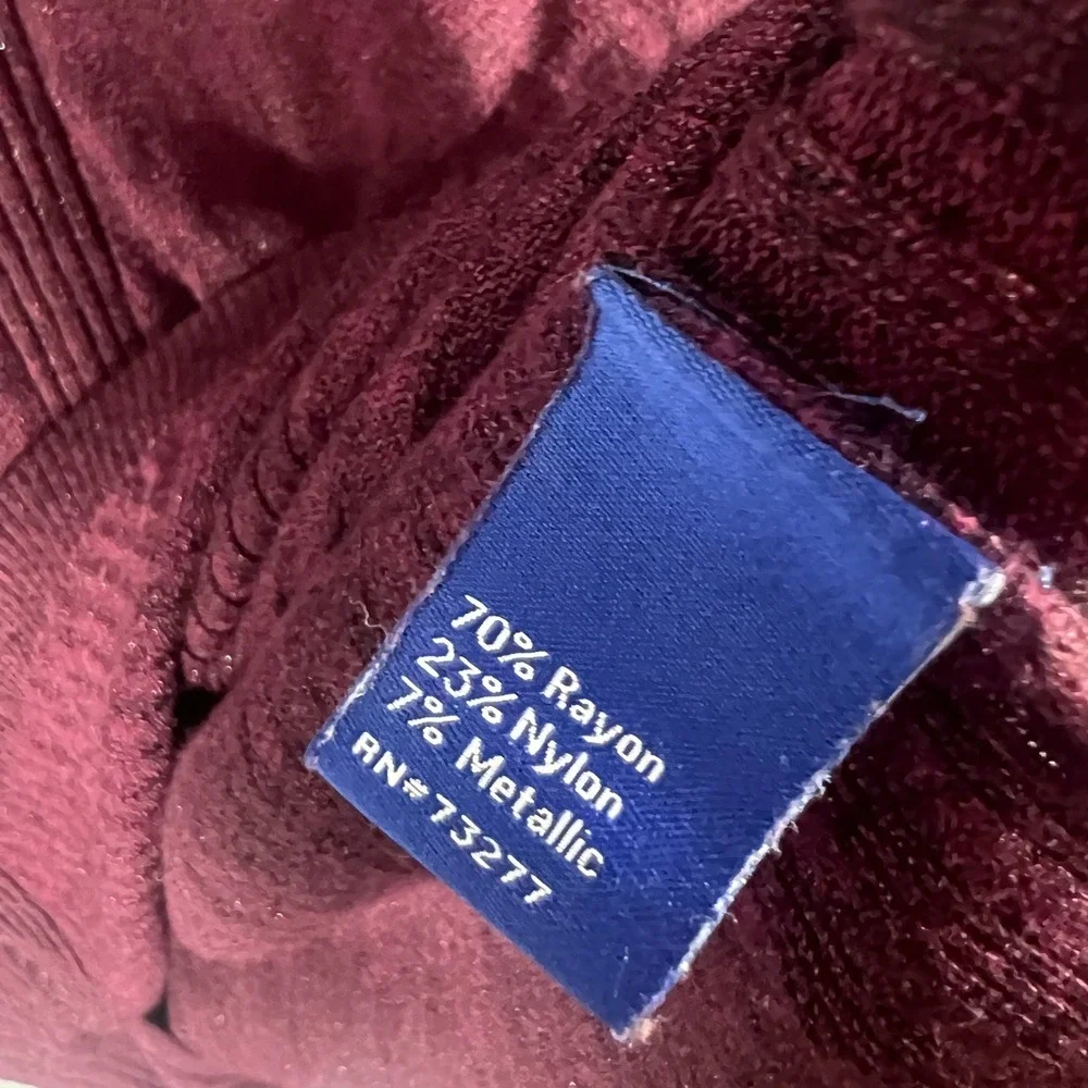 Apt. 9 hint wear