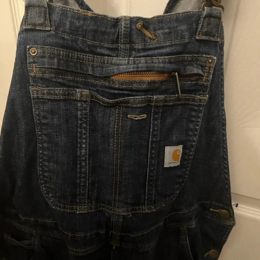 Carhartt size large