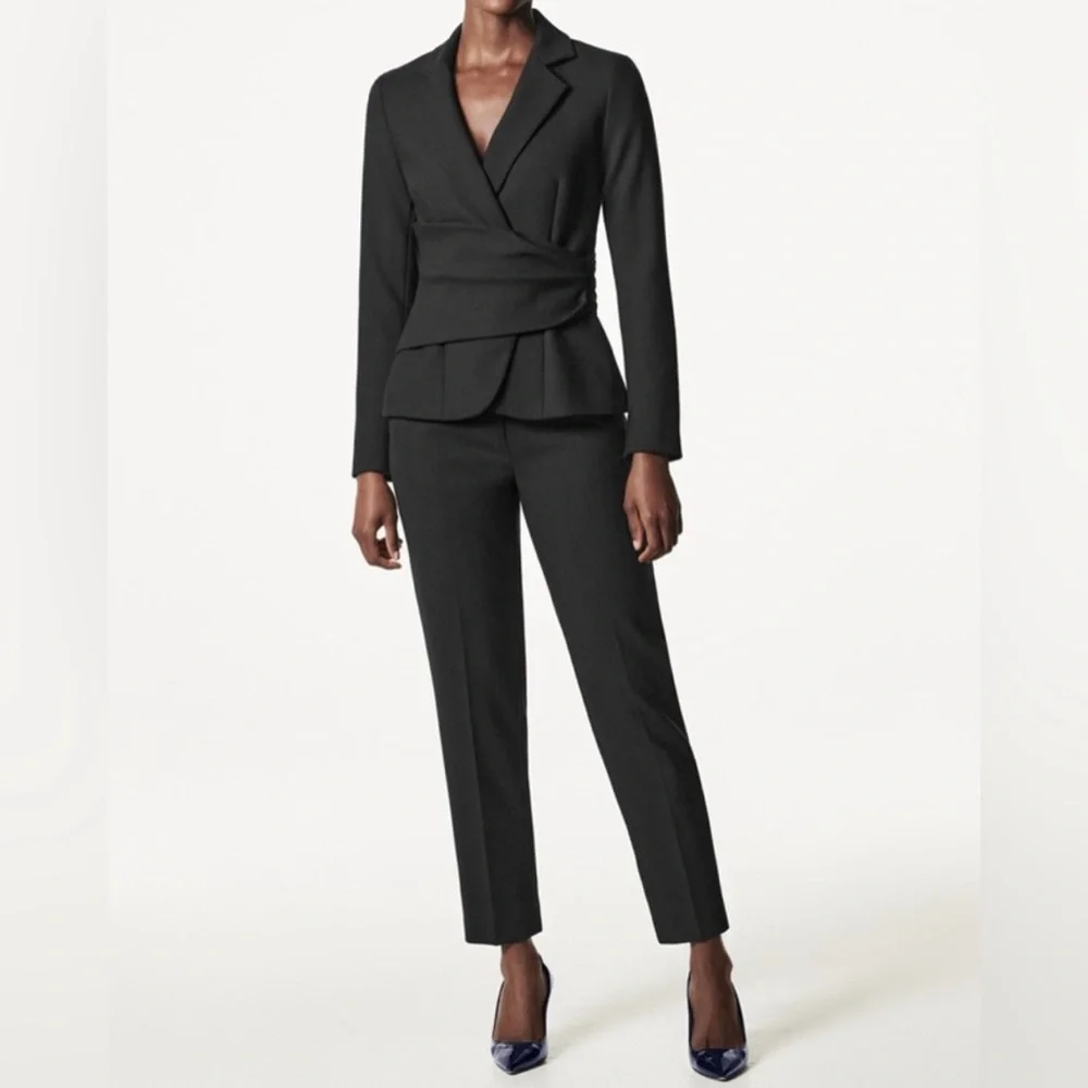The Fold fold black
