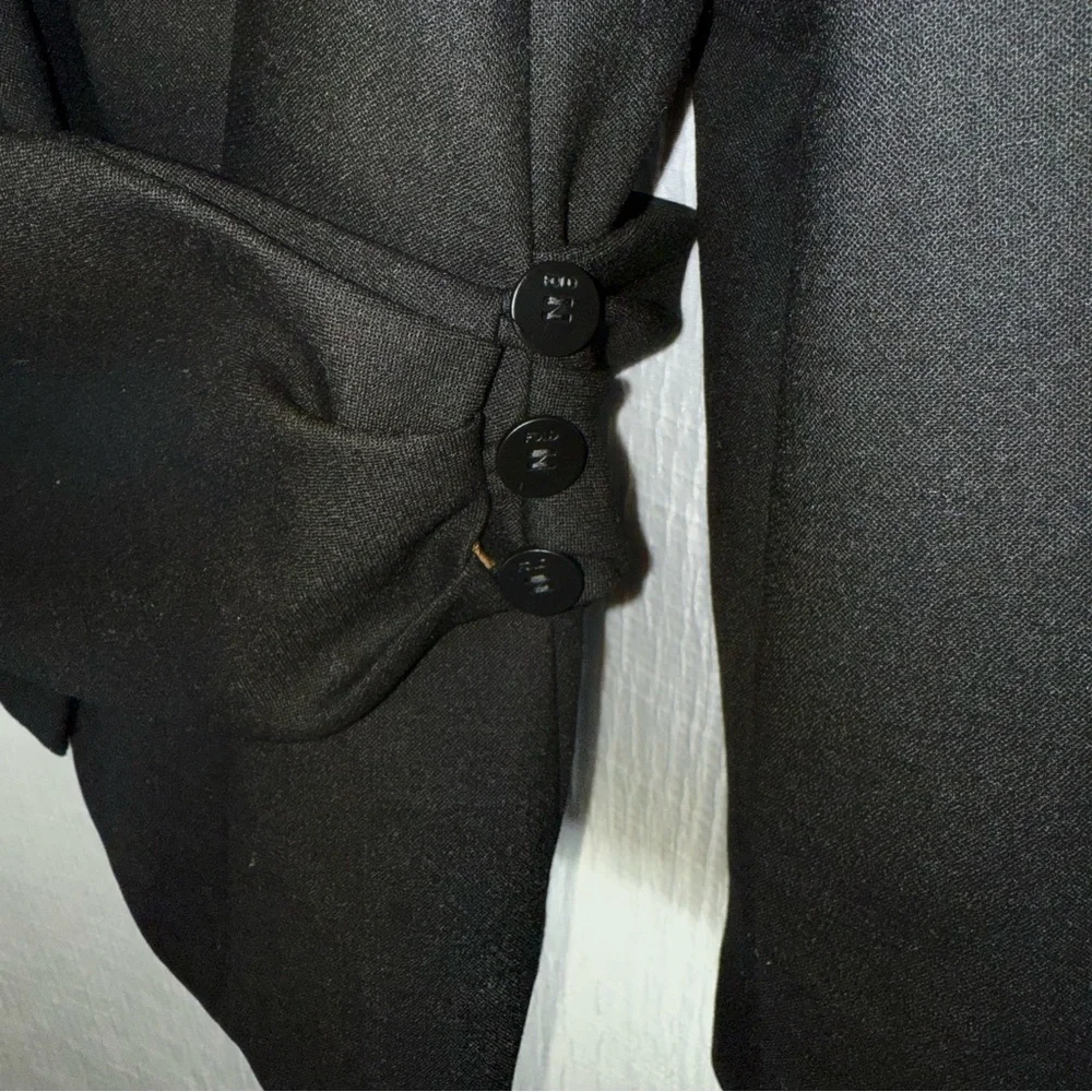 The Fold fold black