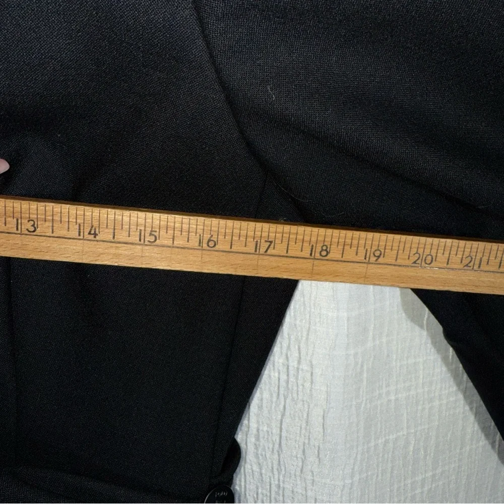 The Fold fold black