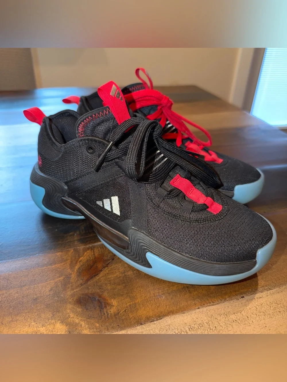 Adidas SM Exhibit Select Basketball Shoes – Women’s Size 6.5