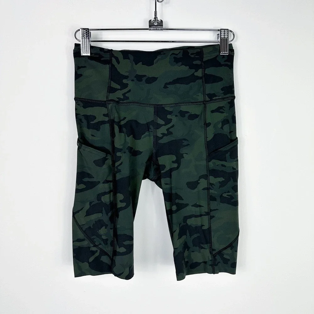 lululemon athletica *excellent pre