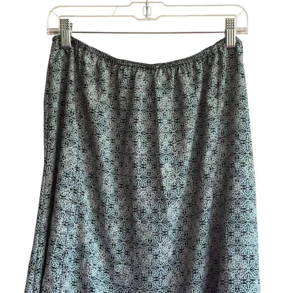 Rena Rowan green black