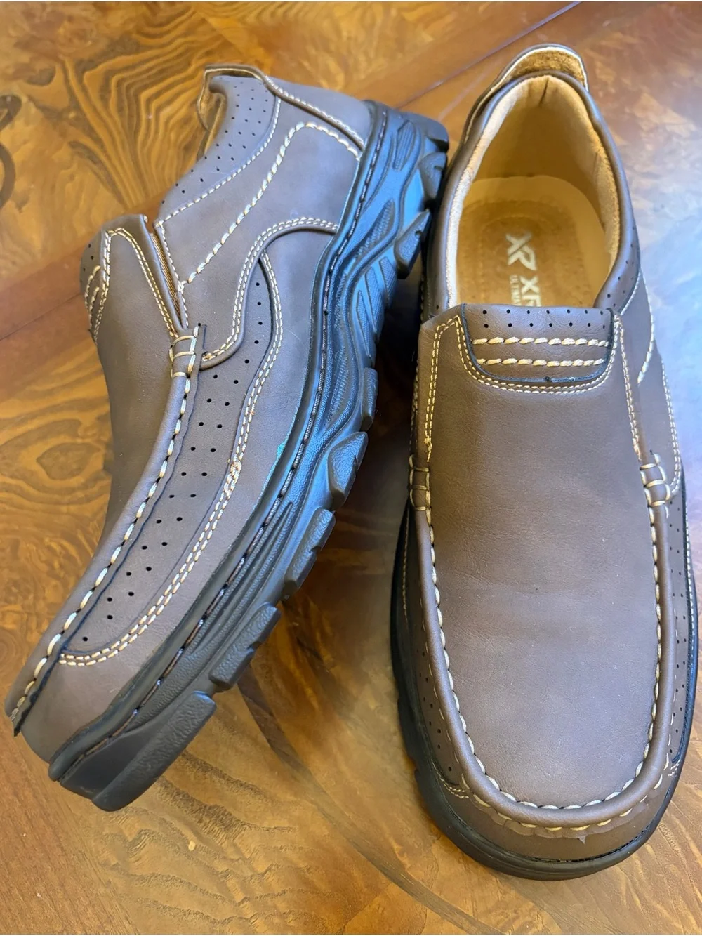 Men's Casual Slip-On Leather Loafers - Brown
