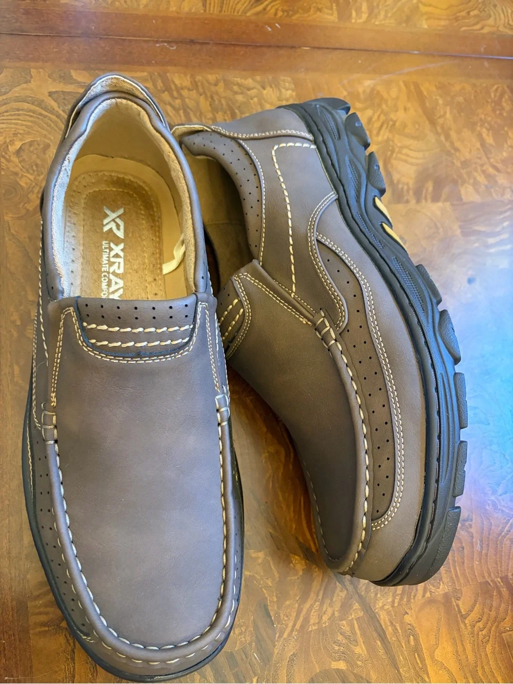 Men's Casual Slip-On Leather Loafers - Brown