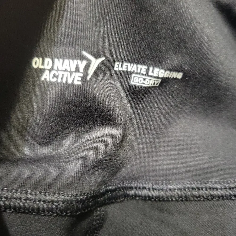 Old Navy sold sellhound looking