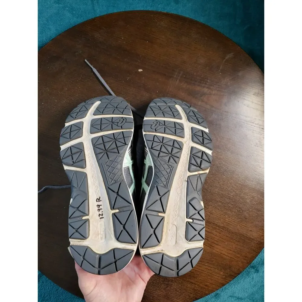 Asics shoes size