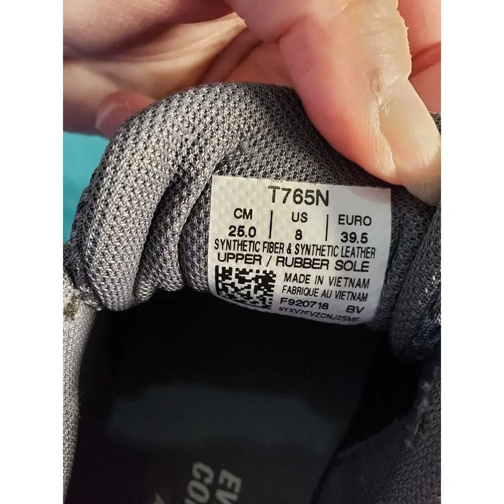 Asics shoes size