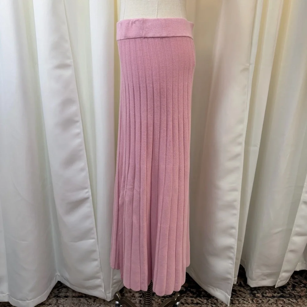 Saks Fifth Avenue brand new