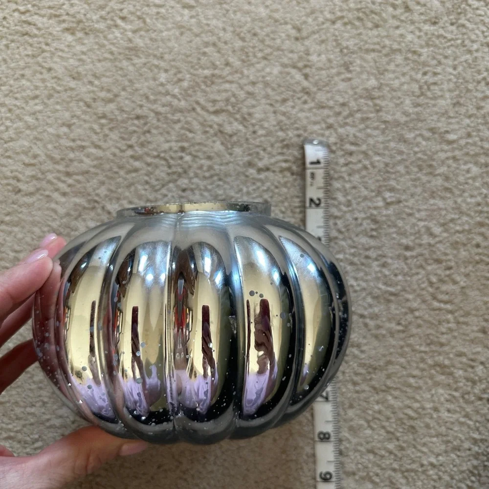 N/A perfect silver home