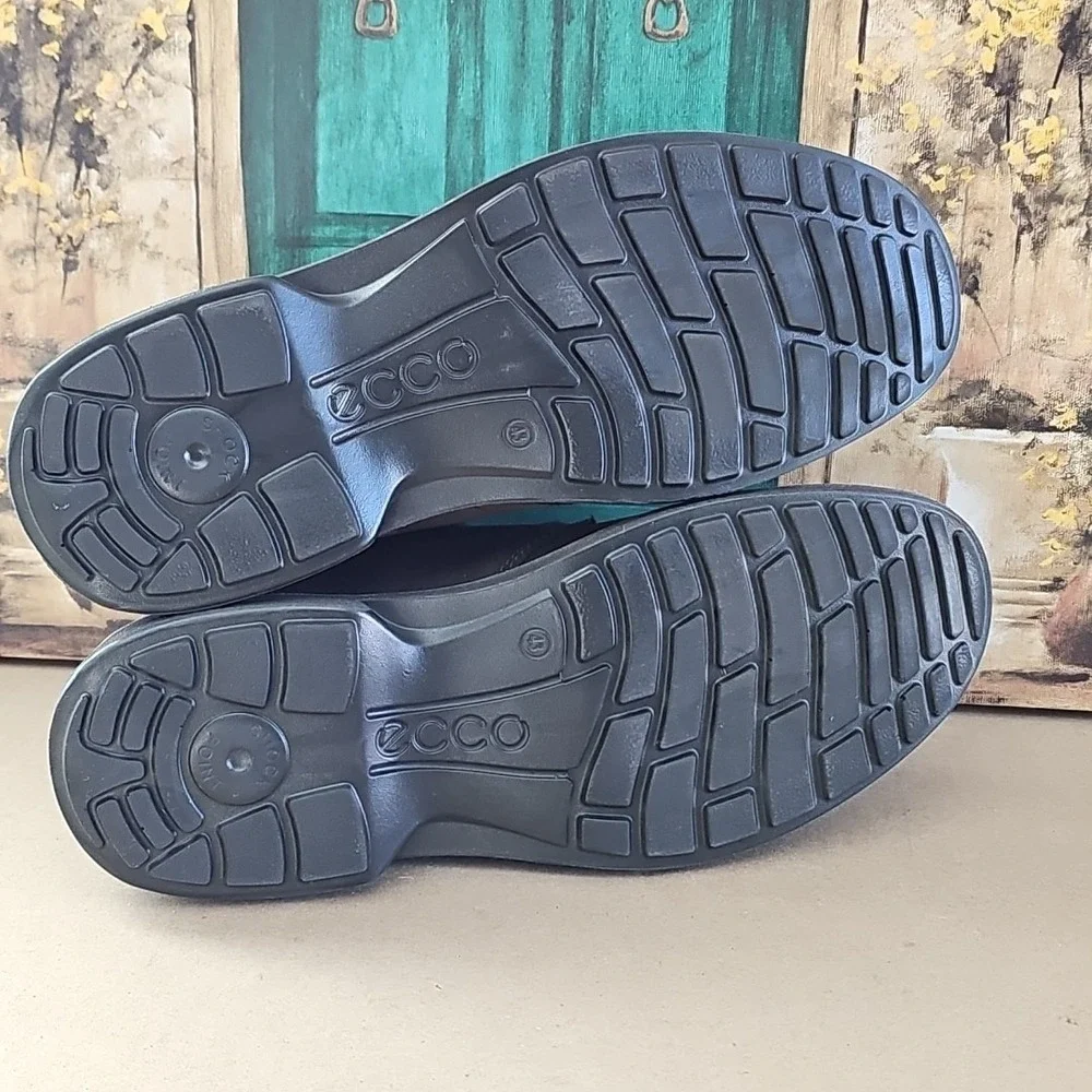 Ecco turn chukka