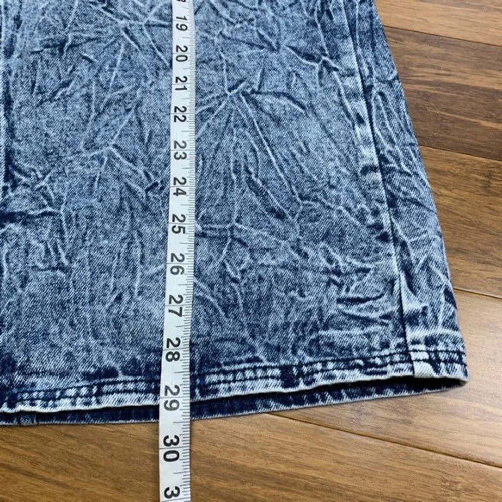 Who What Wear stylish denim