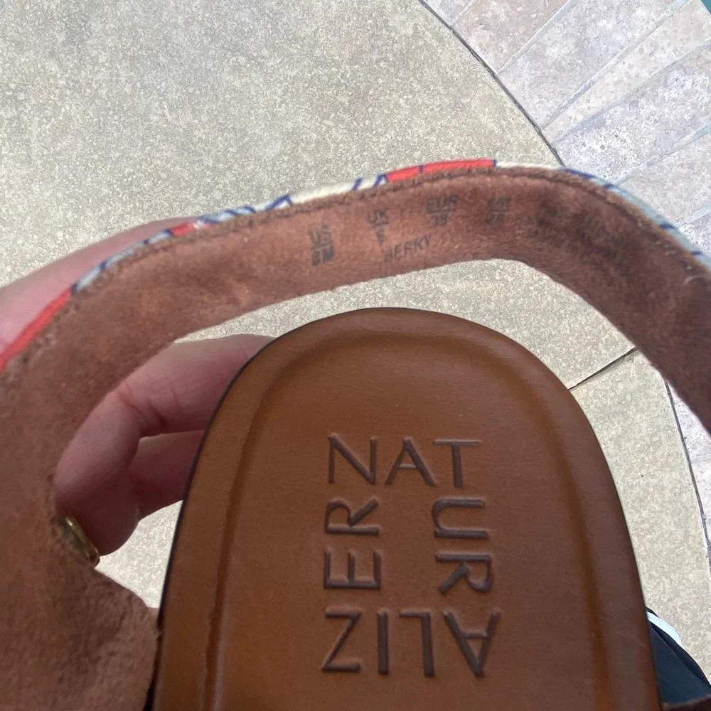 Naturalizer brand platform