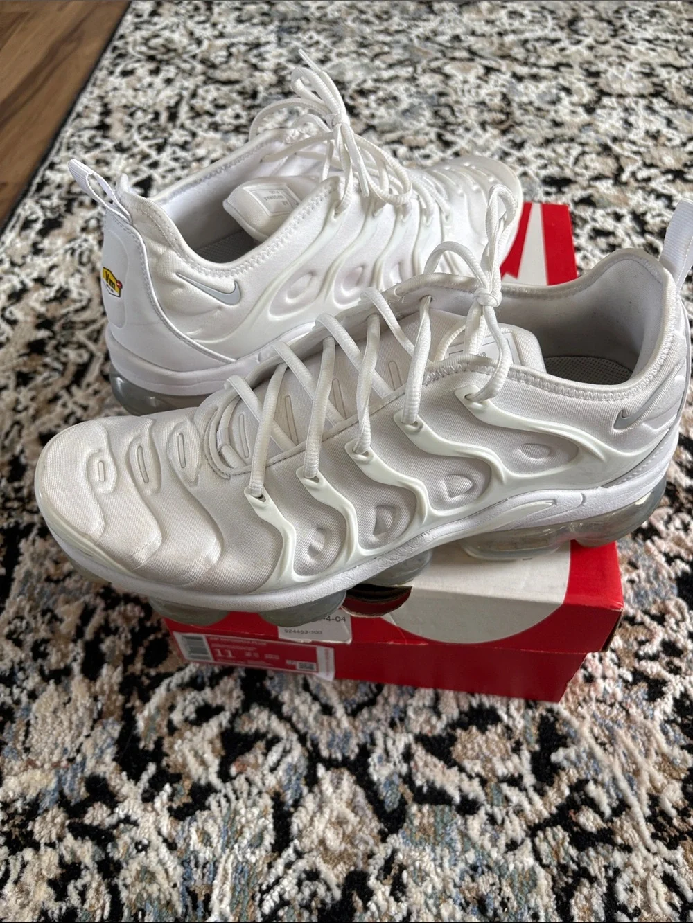 Nike lightweight knit