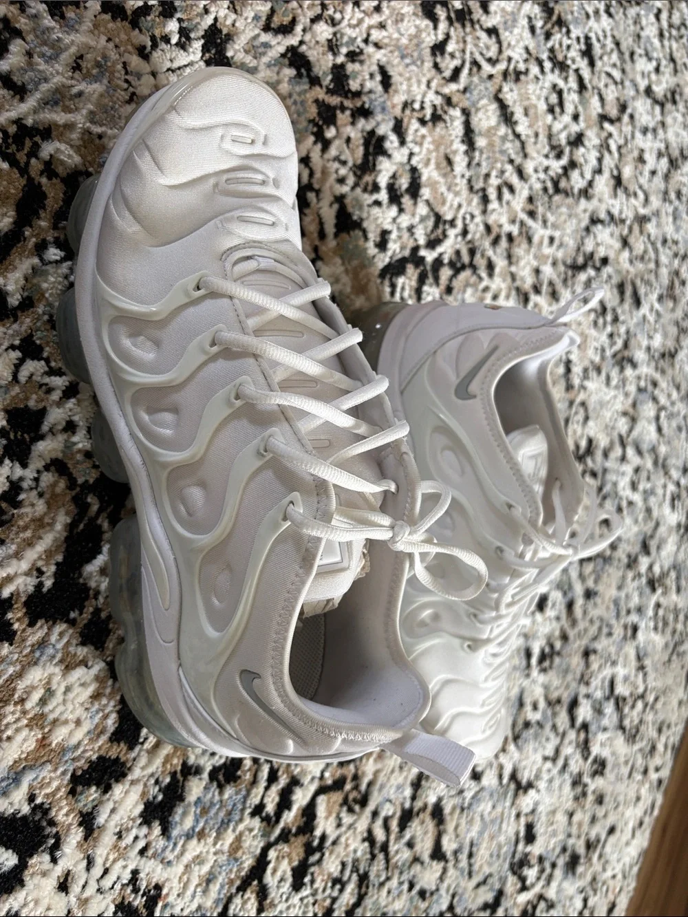 Nike lightweight knit
