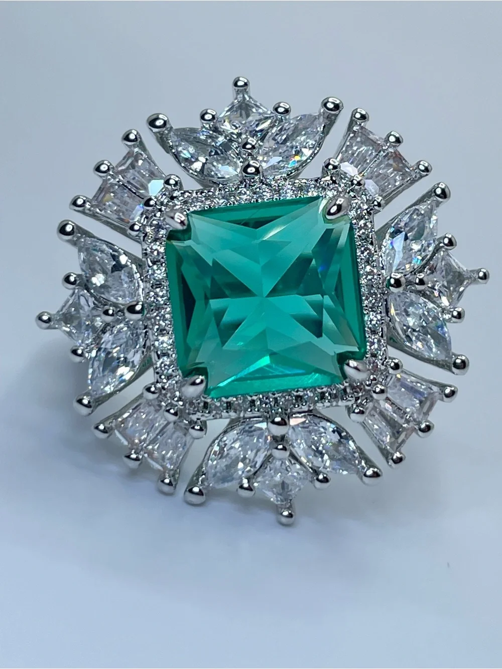 Swarovski Crystals Elements Emerald Green Crystal Halo Art Deco Statement Ring