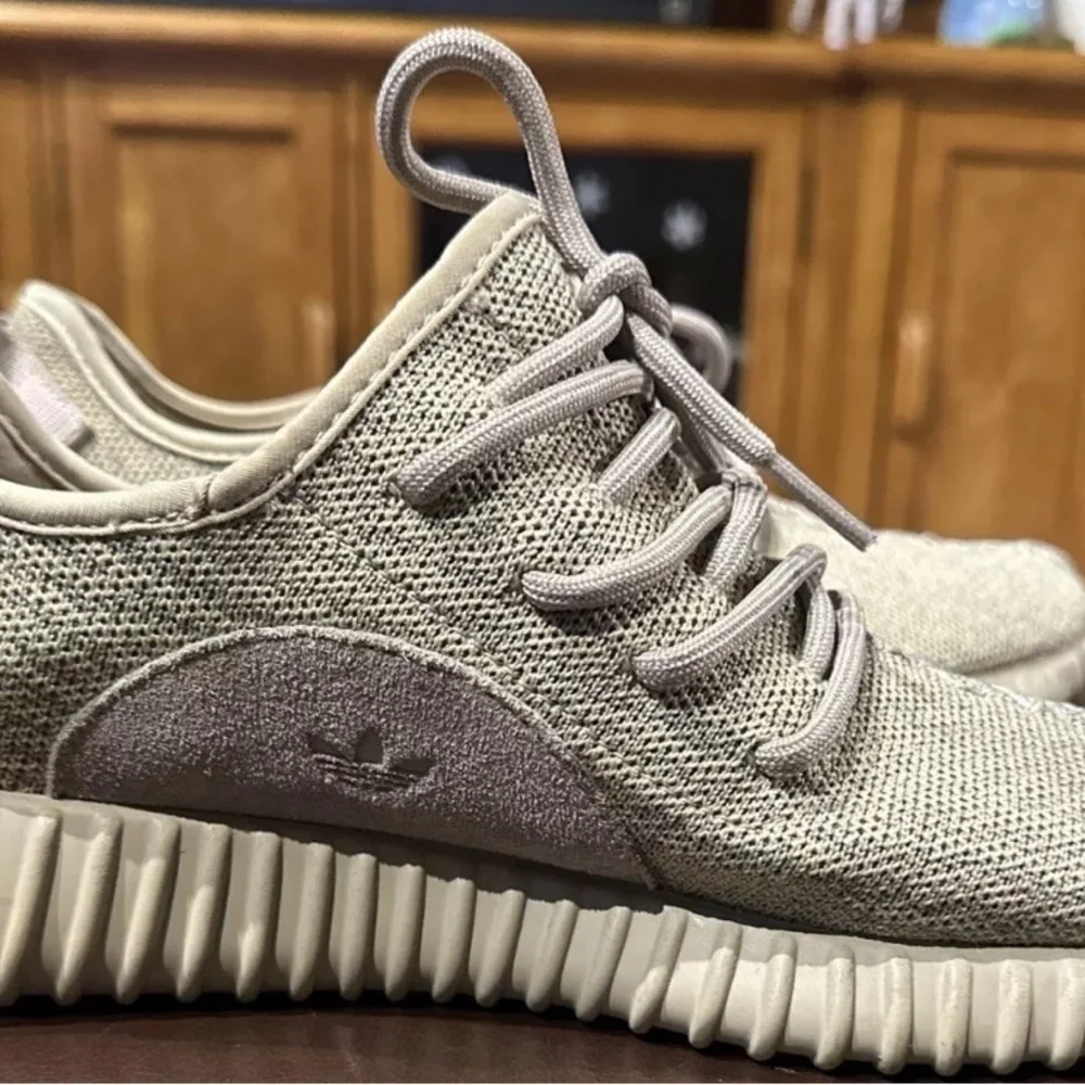 adidas stylish comfortable