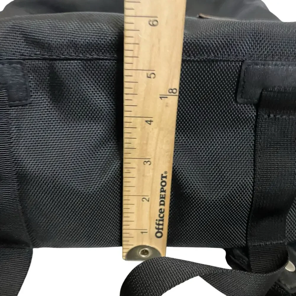 LOOPTWORKS upcycled laptop