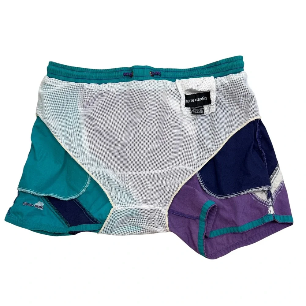 Pierre Cardin embrace retro