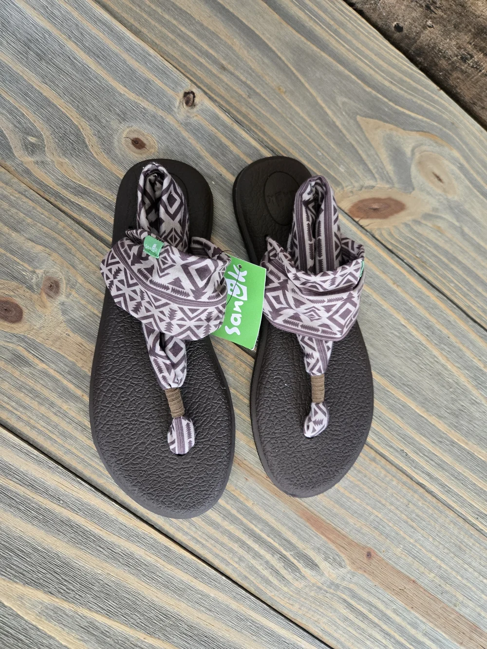 Sanuk fabric black