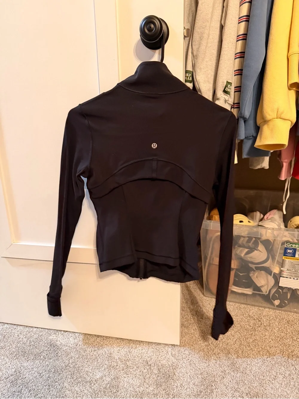 lululemon athletica once retention shape
