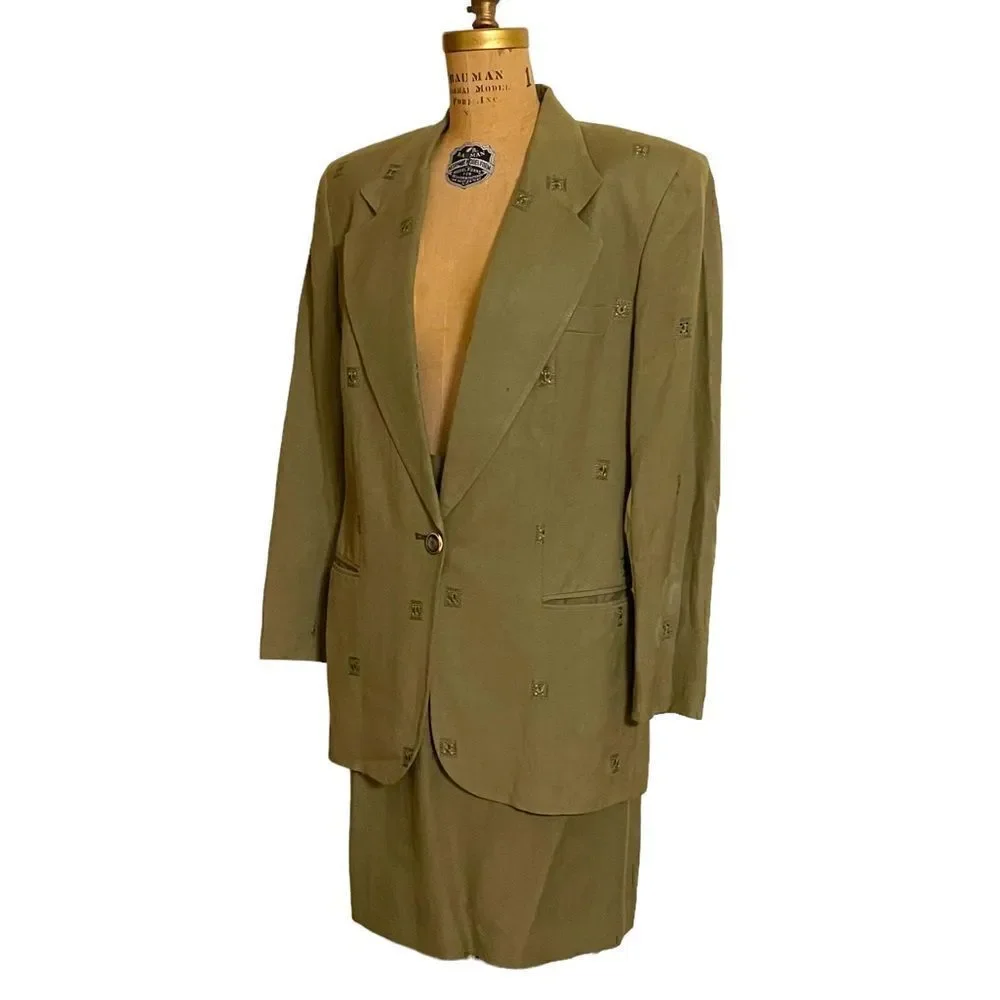 N/A vintage green