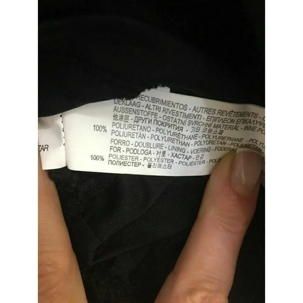 Zara walk sassy
