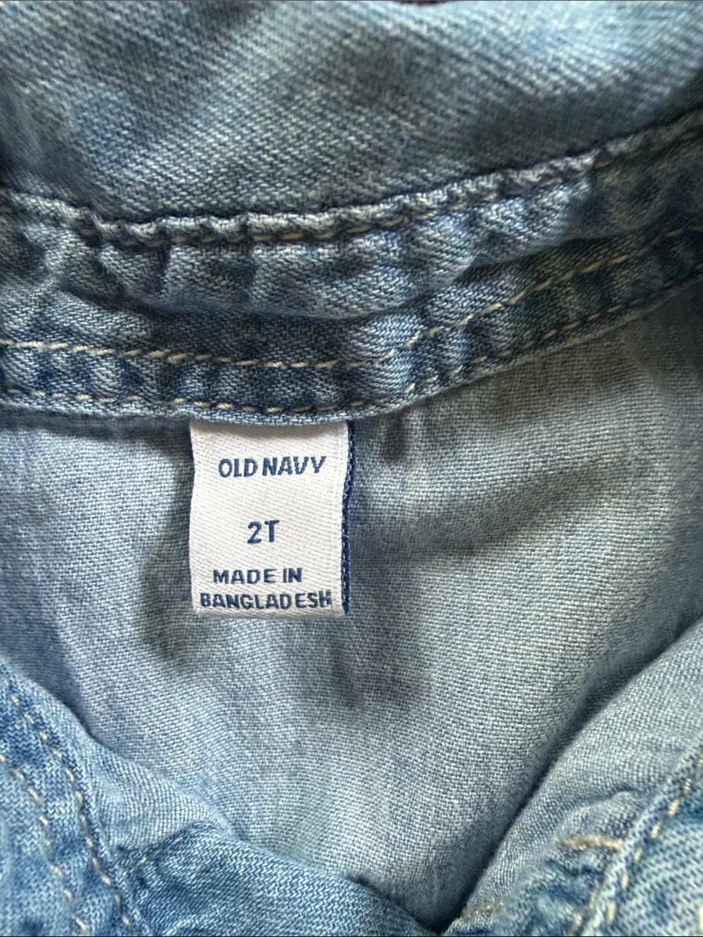 Bundle of 2T collared shirts GAP and Old Navy