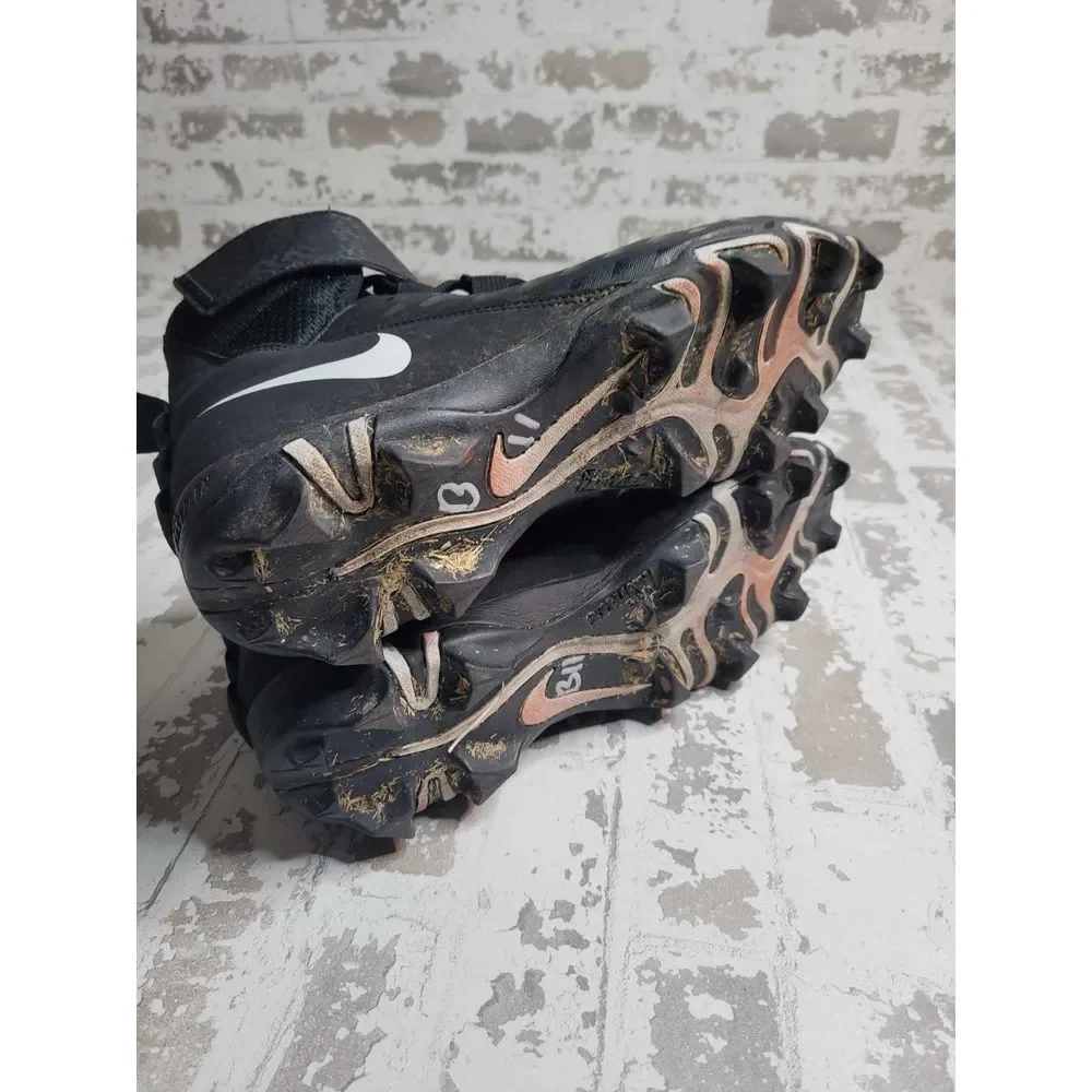 Nike force savage