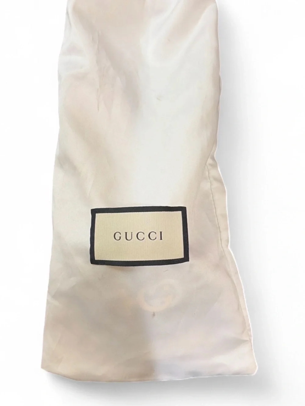 Gucci refined look signature