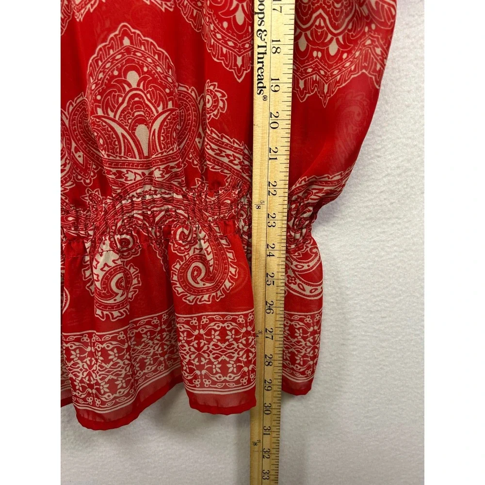 Chicos figure defines polyester