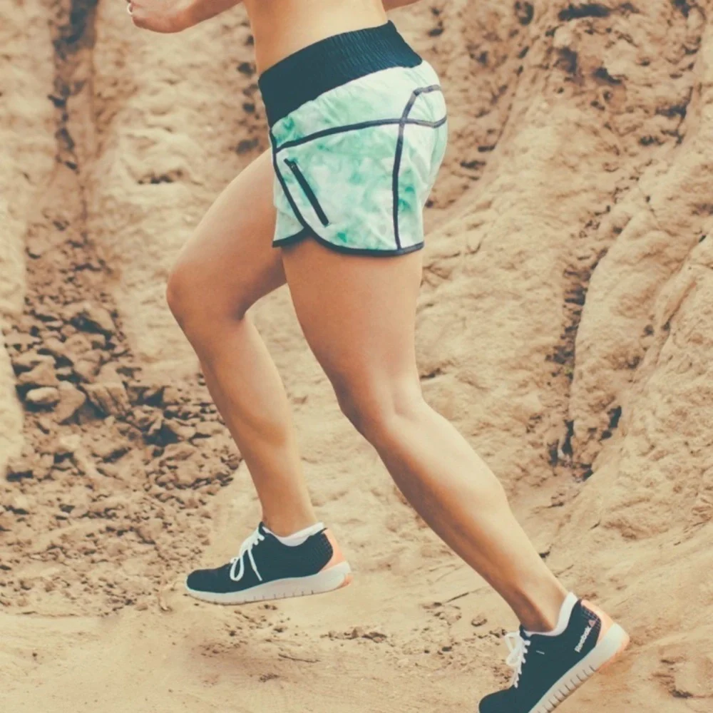 lululemon athletica spray dye