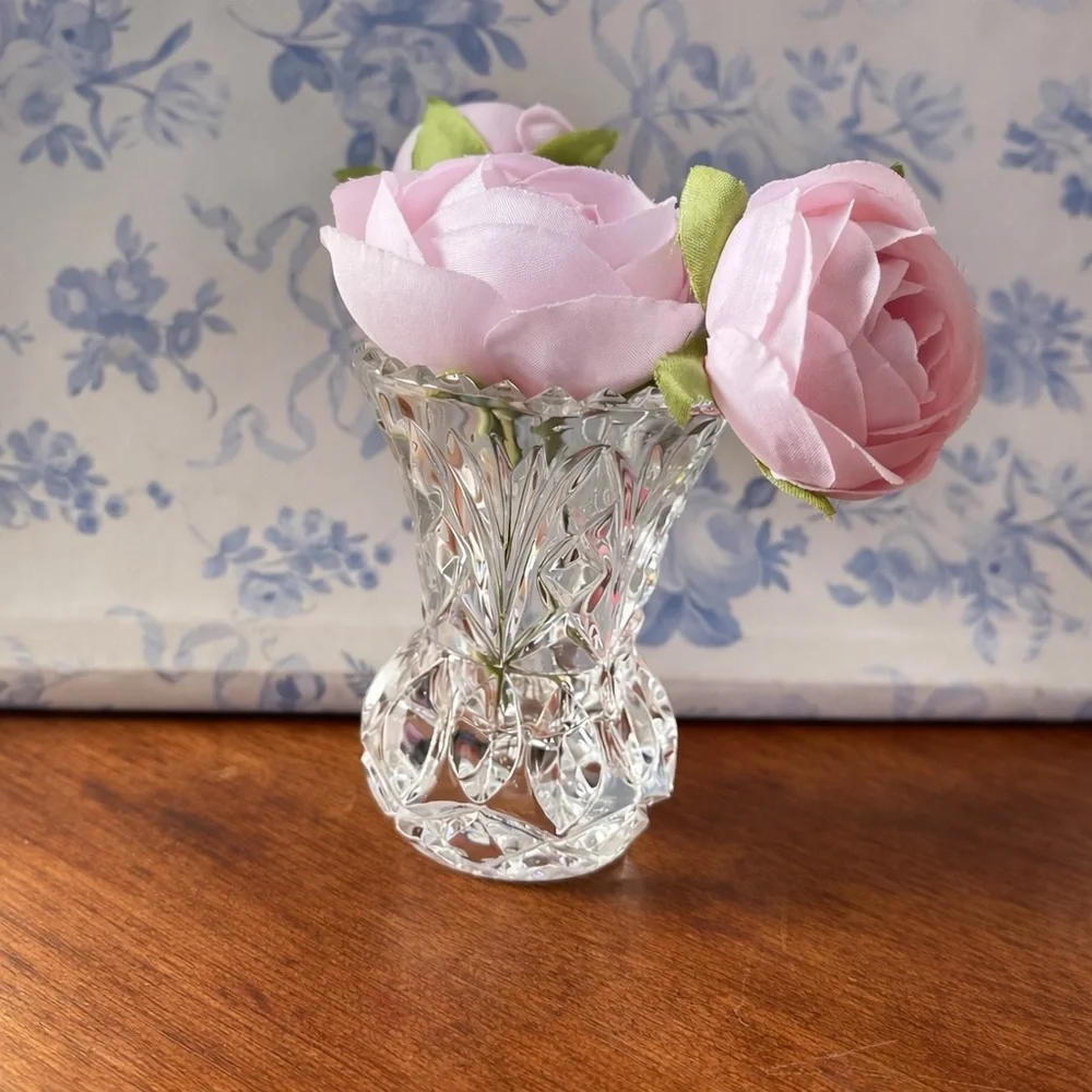 Cut Crystal Bud Vase Starburst Base Sawtooth Rim Toothpick Holder Vtg Cottage 3