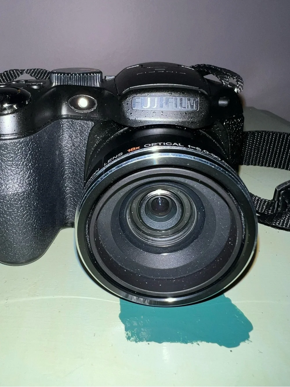 Fujifilm FinePix S2500HD 12MP with 18x Optical Dual Image Stabilized Zoom