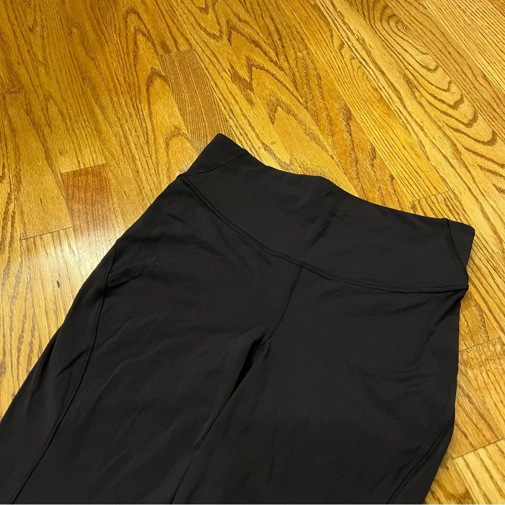 lululemon athletica excellent worn