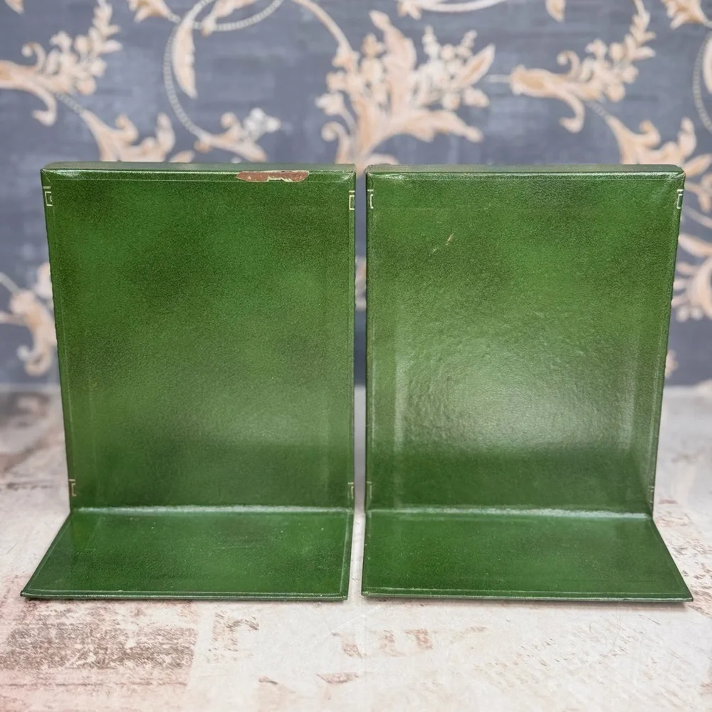Estate vintage green