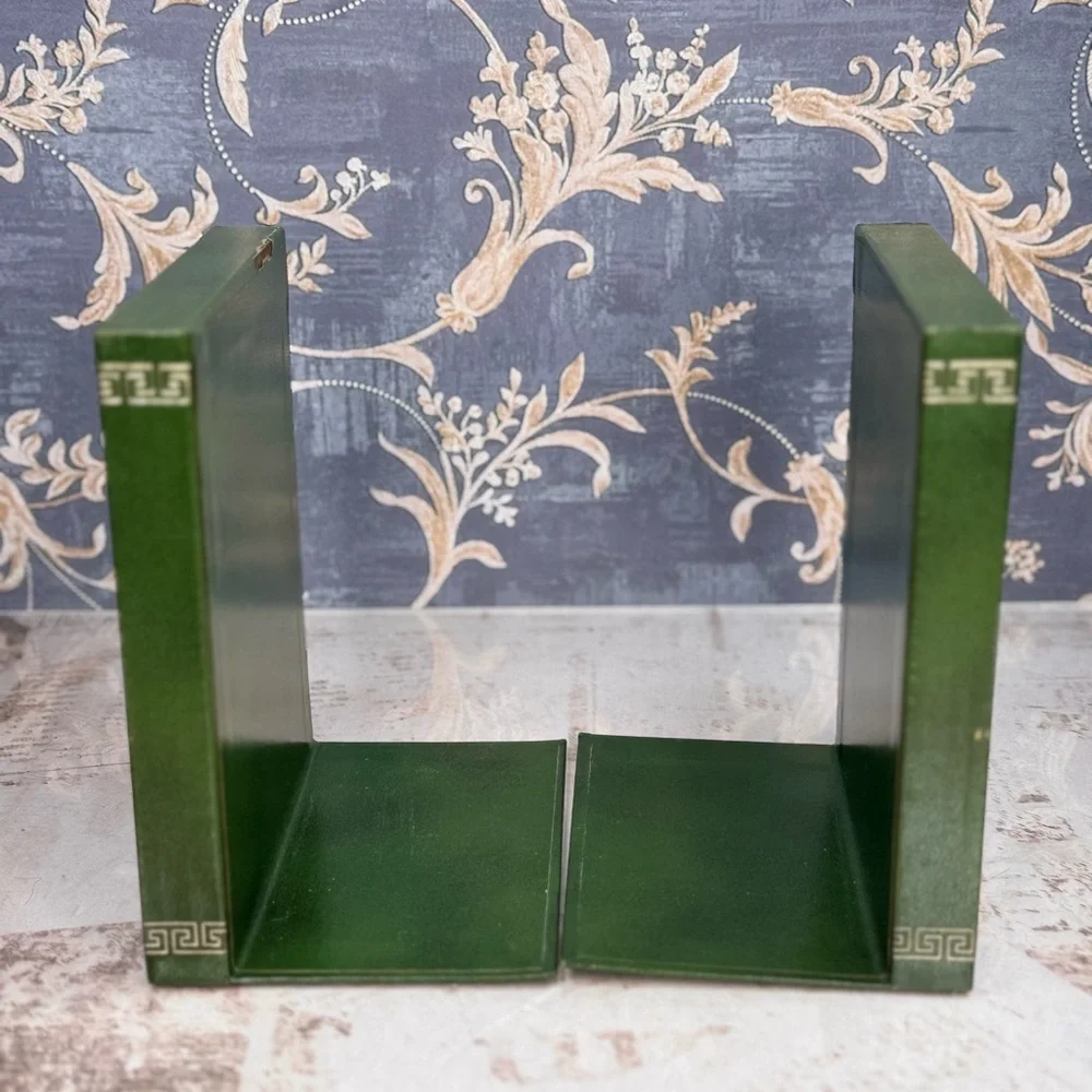 Estate vintage green
