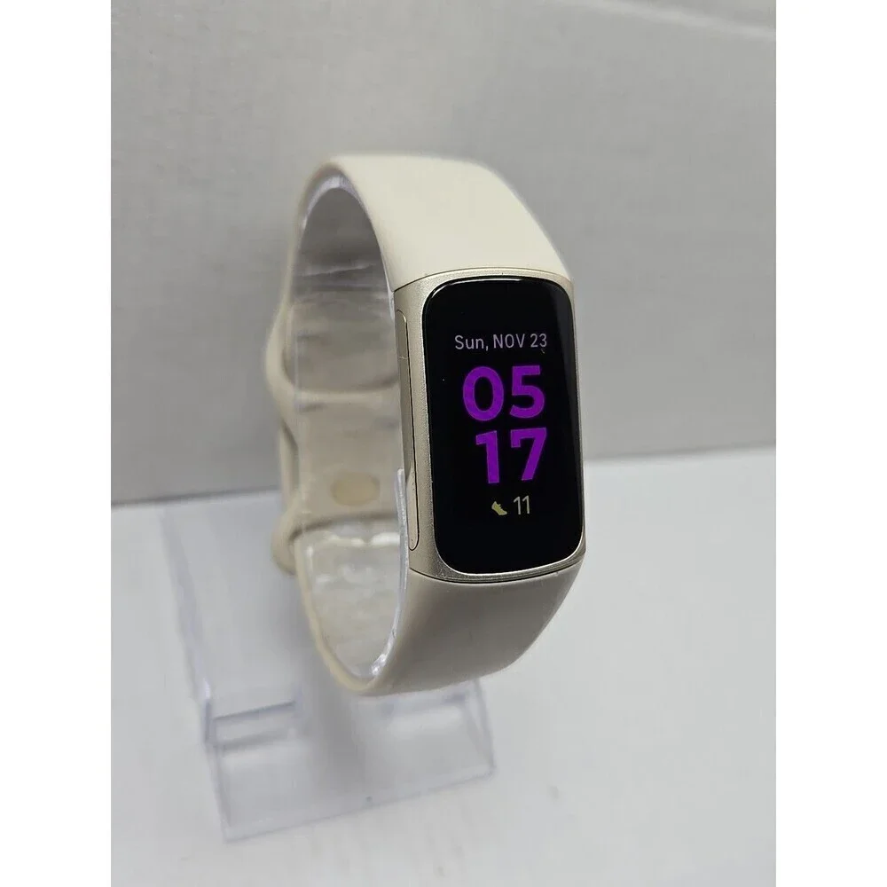 fitbit item shows