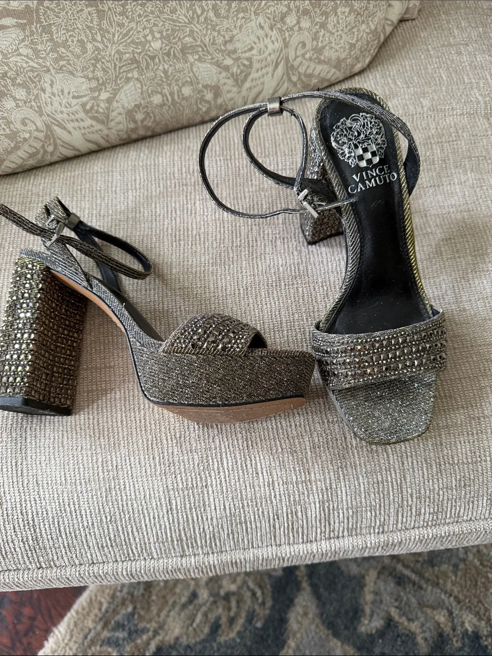 Vince Camuto glittery black